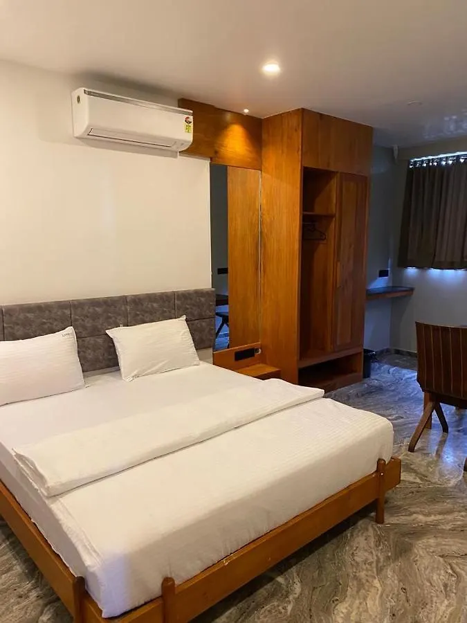 Luxe Inn Kannur